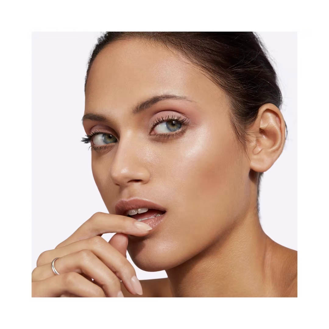 Plush Lounge Cosmetics & Beauty Products Online