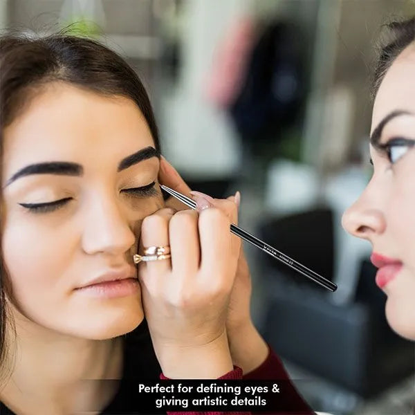 Plush Lounge Cosmetics & Beauty Products Online